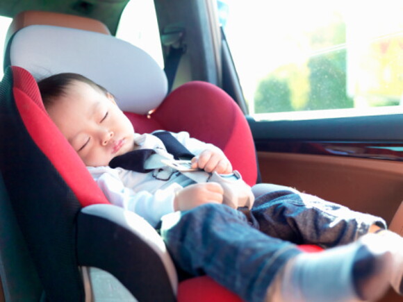 Reisen mit Baby / Astuces pour les trajets - Nestlé Baby