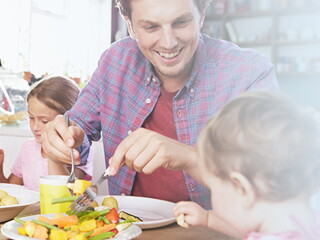 Helfen Sie Ihrem Kleinen, gutes Essen zu lieben – ein Leben lang!