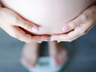 Gewichtszunahme in der Schwangerscahft / Combien de kilos ai-je le droit de prendre pendant ma grossesse? - Nestlé Baby