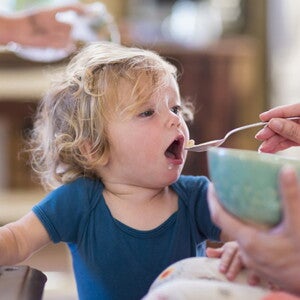 Ernährung im Alltag / L'alimentation au quotidien - Nestlé Baby