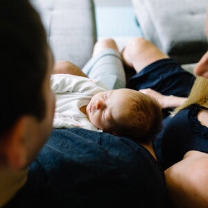 Ein neues Leben zu dritt / Le début d'une histoire à trois - Nestlé Baby