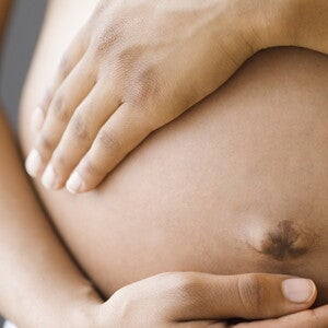 Schwangerschaftsstreifen / Grossesse et vergetures - Nestlé Baby
