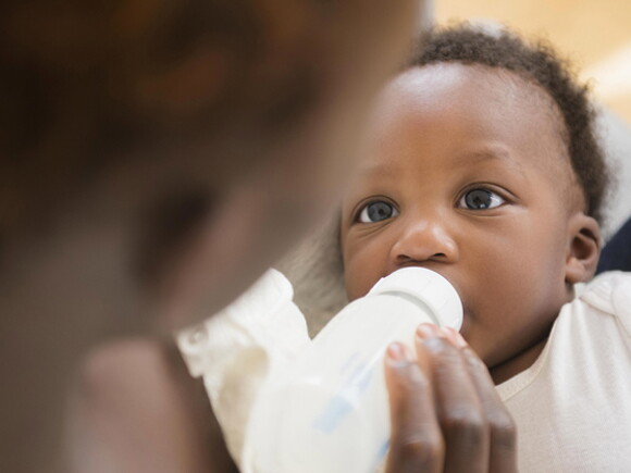 Milch abpumpen / Tirer votre lait - Nestlé Baby