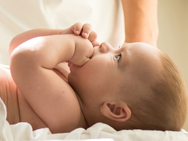 Was solltest du bei den U-Untersuchungen deines Babys beachten? Was solltest du bei den U-Untersuchungen deines Babys beachten?